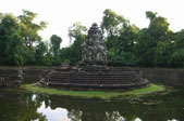 Neak pean temple /cambodiandriver.com